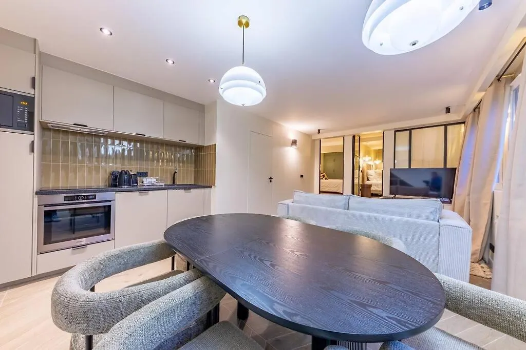 Apartamento New Spacious 4 Star Family In Chic 16th District Paris